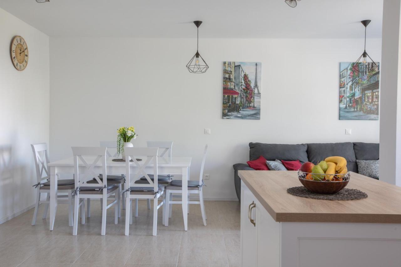Apartment Oseka Makarska Eksteriør bilde